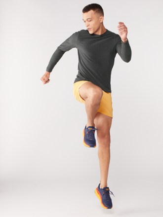 Vuori Long-Sleeve Strato Tech T-Shirt - Men's 3