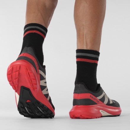 Salomon Hypulse Trail-Running Shoes - Men's 6