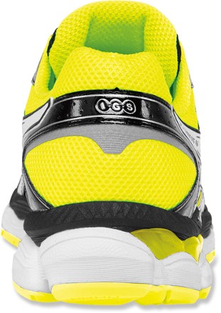 Back view (Black/White/Flash Yellow)