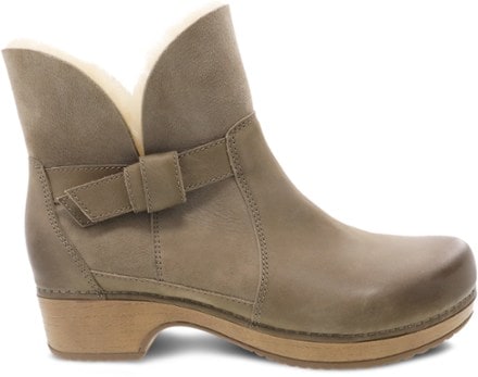 Dansko deals women's boots