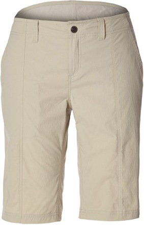 Discovery III Bermuda Shorts Women s