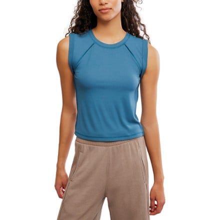 On Body Image of color Riptide