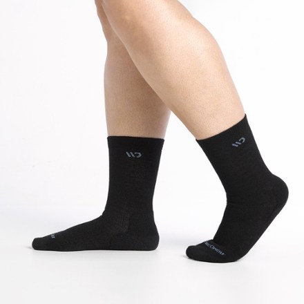 Wide Open Solid Cushioned Crew Socks - Women's 4