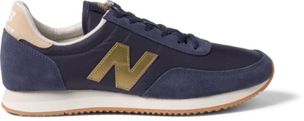 new balance classic womens shoes