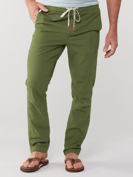 Model info: Height: 6' 1" | Waist: 32" | Inseam: 32" | Wearing size: M