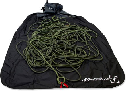Metolius Speedster Rope Bag In use (Storm)