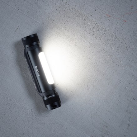 Nite Ize Radiant Rechargeable Utility Light 7