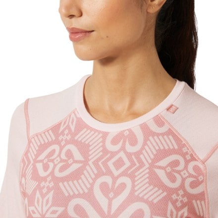 Helly Hansen LIFA Merino Midweight Graphic Base Layer Crew Top - Women's 4