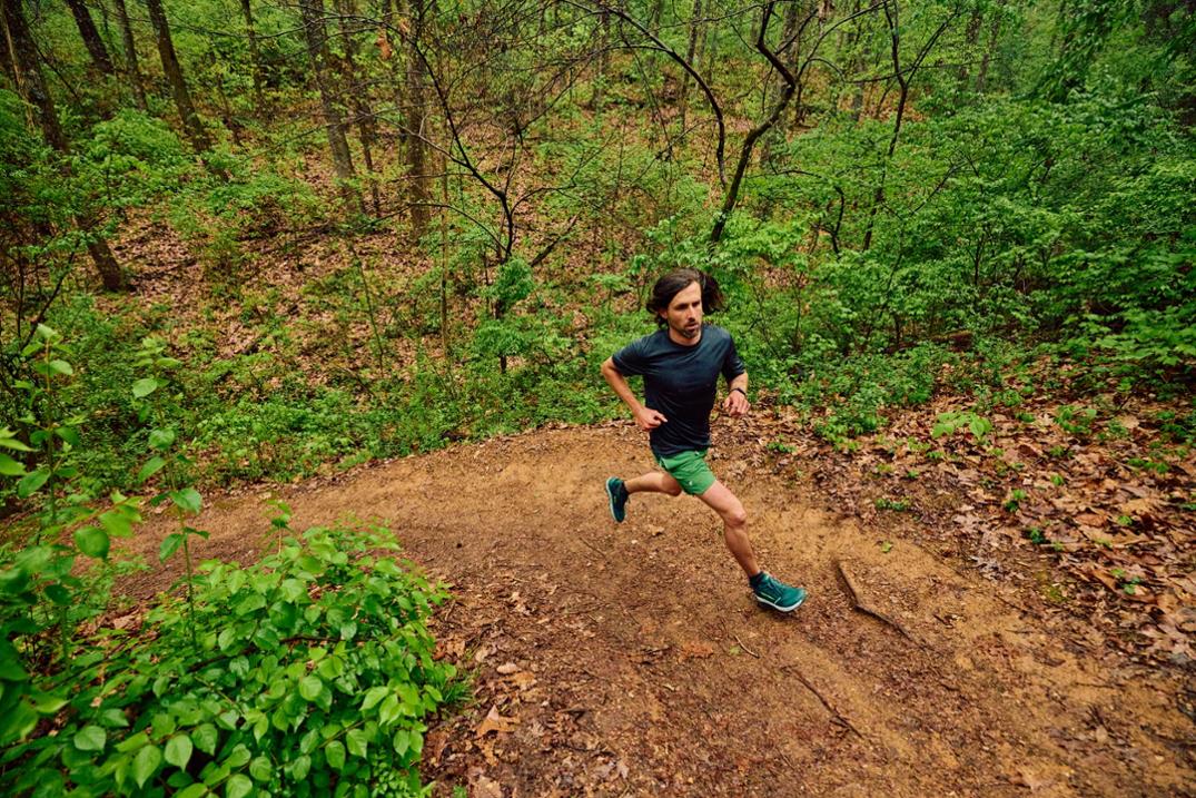 Location Image for Superior 6 Trail-Running Shoes - Men's