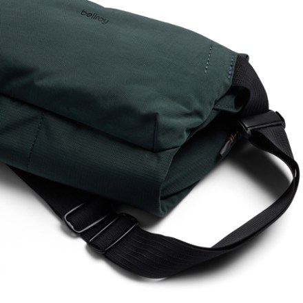 Bellroy Venture Sling 6 L 7