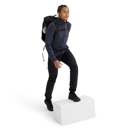 Arc'teryx Kyanite Lightweight Fleece Jacket - Men's 3