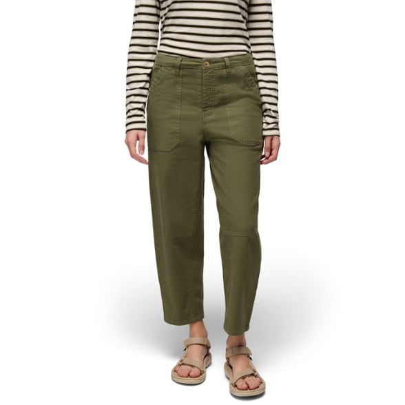 On Body Image of color Cargo Green