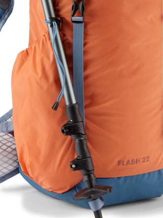 REI Co-op Flash 22 Pack 9