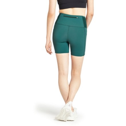 Oiselle Pocket Jogger 5.25" Shorts - Women's 1