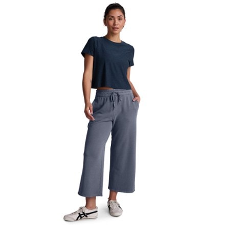 Beyond Yoga Featherweight Supreme Crop T-Shirt - Women's 1