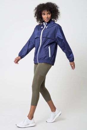 rei windbreakers