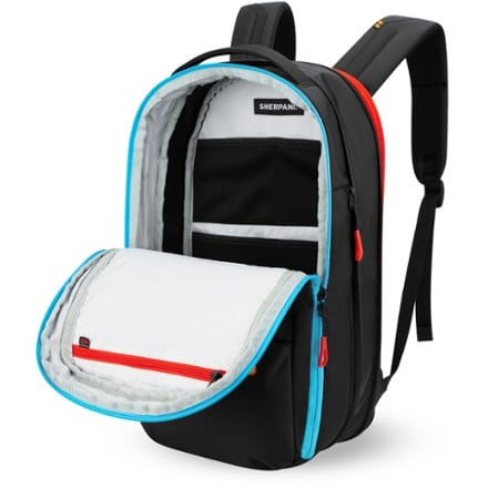 Sherpani Camden Pro Ultimate Commuter Pack 5