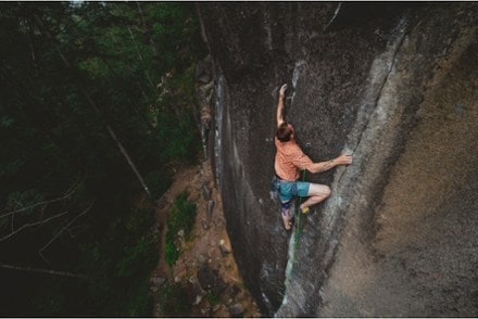 Location Image of color Kingfisher/Black