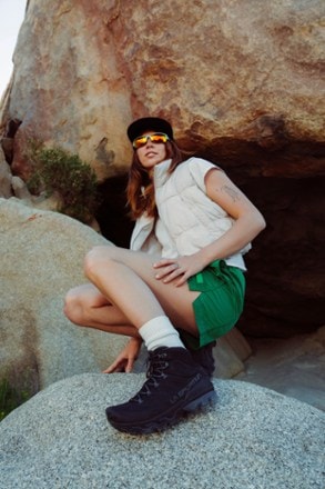 Location Image for Ultra Raptor 3 Mid GTX Hiking Boots - Women's