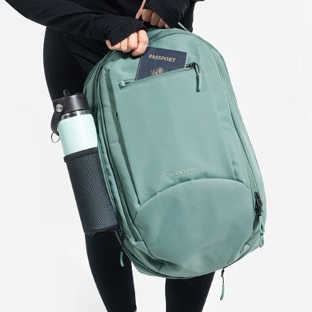 Sherpani Crew Travel Pack 9