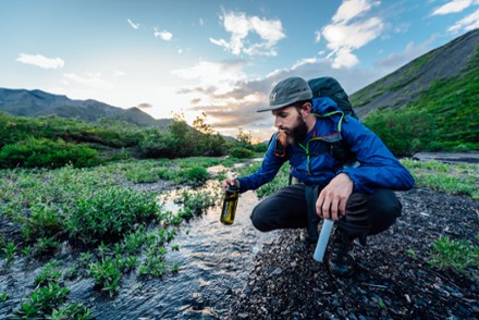 LifeStraw Go 650 ml Water Filter Bottle - 22 fl. oz. 1