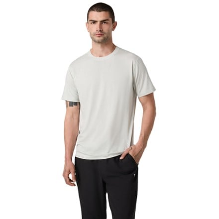 Vuori Tradewind Performance 2.0 T-Shirt - Men's 1