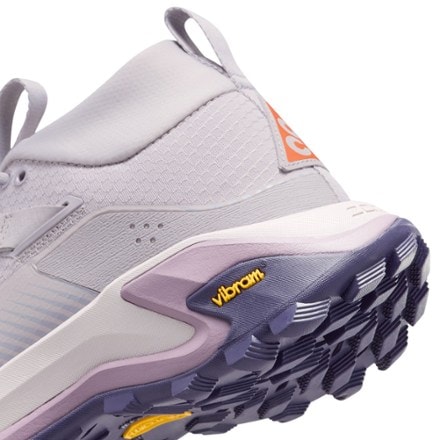 Nike ACG Zegama Hike Hiking Shoes - Women's 4