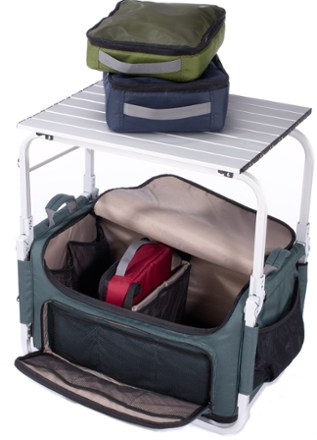 Includes 3 organizer bags (kelp)