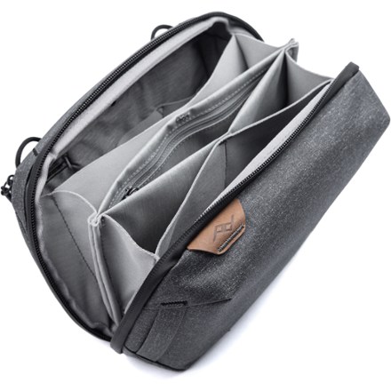Peak Design Tech Pouch 1