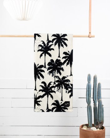 Slowtide Luca Beach Towel 2