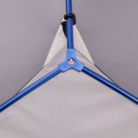 ALPS Mountaineering Chaos 2 Tent 9