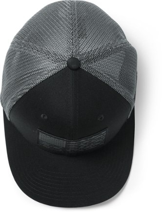 Columbia PFG Mesh Fish Ball Cap Overhead (Black/Fish Flag)