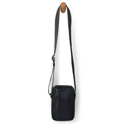 Vuori All Around Crossbody Bag 0