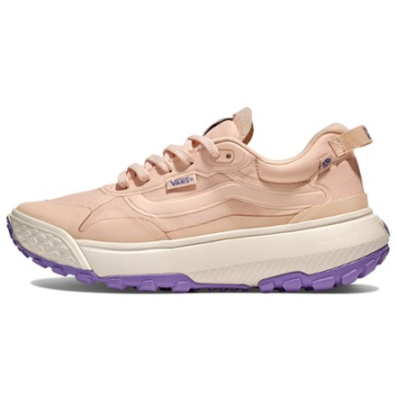 Product Image of color Blush