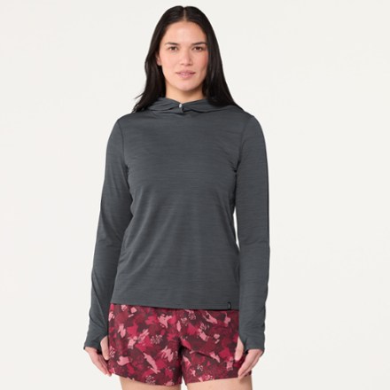 Patagonia Capilene Cool Ultra Hoody - Women's 2