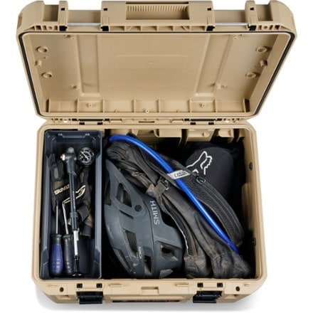 Pelican Crate 45 L Dividers not included