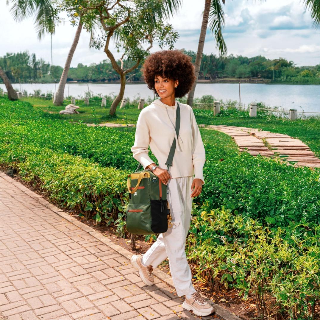 Location Image for Sojourn Tote Pack - Women's