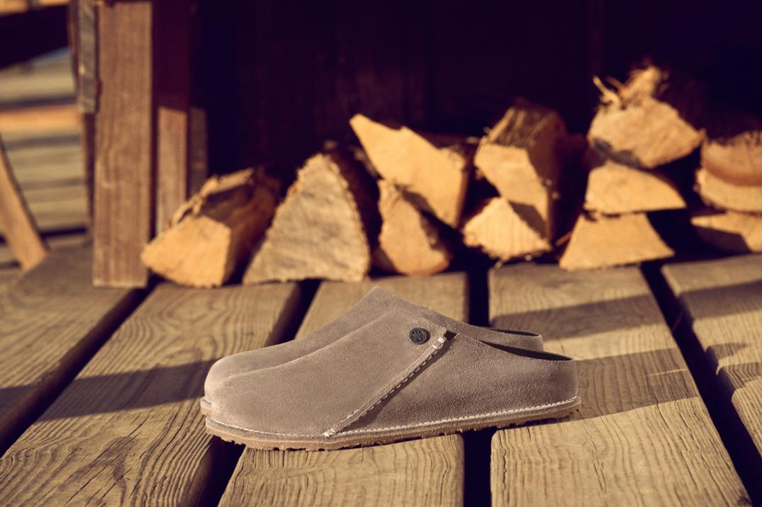 Location Image for Zermatt Premium Suede Clogs - Men's