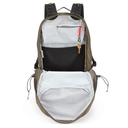 Arc'teryx Aerios 18 Pack 5