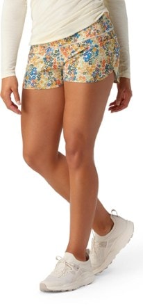 Smartwool Active Lined Shorts - Women's 1