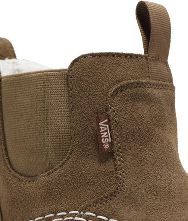 Vans Standard Mid Chelsea Snow MTE Boots - Men's 4