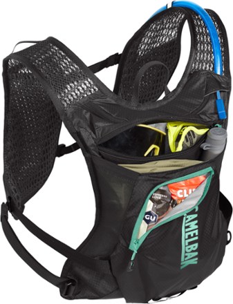 CamelBak Chase Bike Hydration Vest - Women's 4