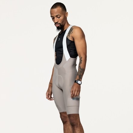 Varlo Roam Cargo Bib Shorts V2 - Men's 4