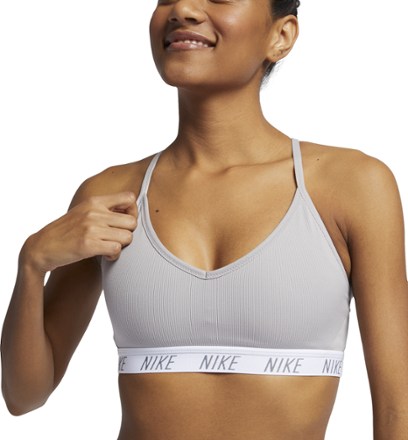 Nike pro indy soft bra top
