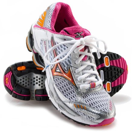 mizuno wave creation running shoes