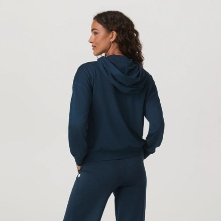 Vuori Halo Modern Pullover Hoodie - Women's 1