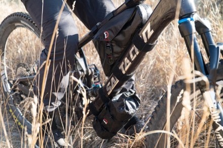 Revelate Designs Hopper Frame Bag 4