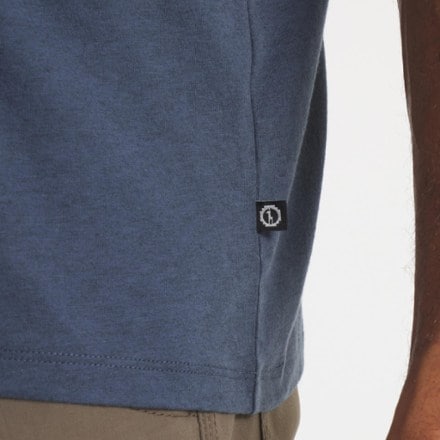 PAKA Essential T-Shirt - Men's 3