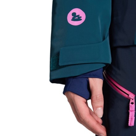 SENIQ Slopestar Insulated Ski Jacket - Women's 9