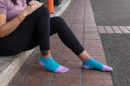 Location Image for Run Lightweight No-Show Socks - Women's